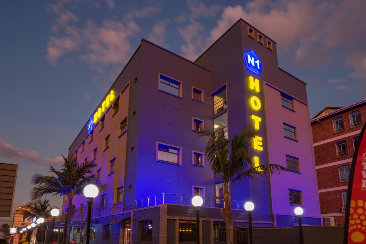 N1 Hotel Rotten Row ฮาราเร ภายนอก รูปภาพ