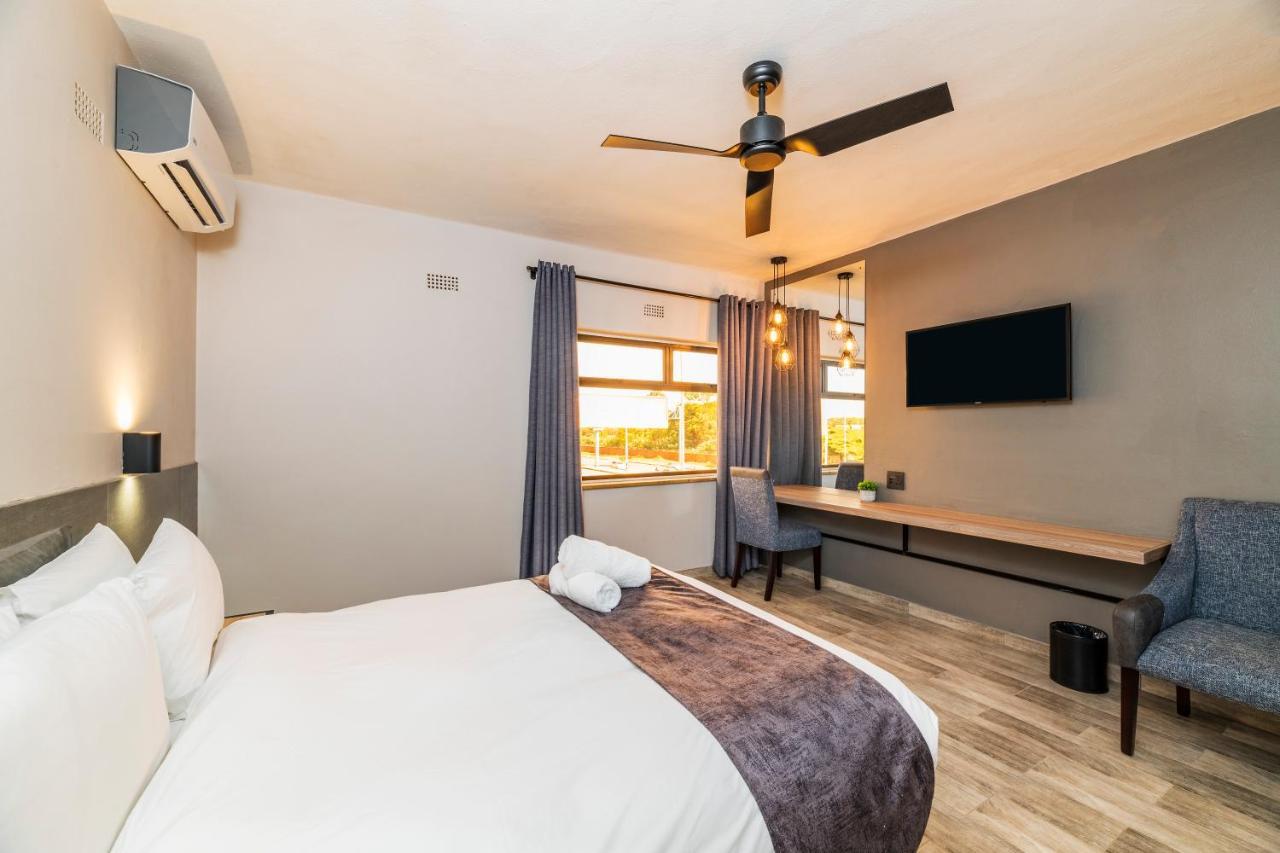 N1 Hotel Rotten Row ฮาราเร ภายนอก รูปภาพ