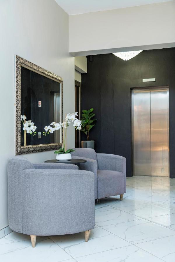 N1 Hotel Rotten Row ฮาราเร ภายนอก รูปภาพ